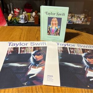 Taylor Swift 2025 Official 16-Month Calendar